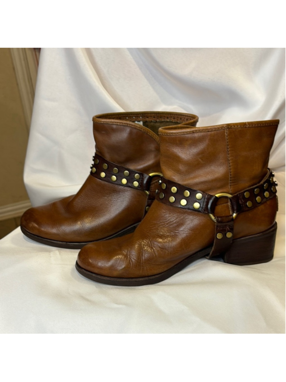 UGG Studded Brown Ankle Boots - Picture 2 of 9
